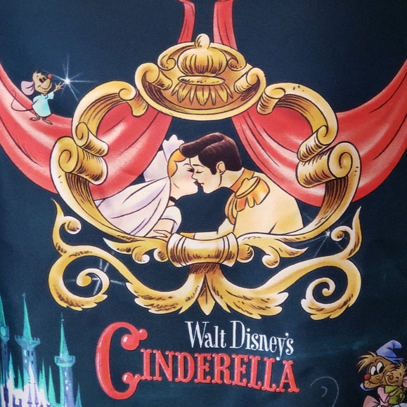 Button Down Shirt Versace X Disney Cinderella Silk Authentic Limited Edition - Picture 8 of 16